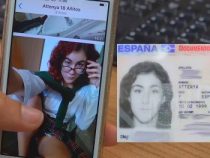 18 añitos recién cumplidos, en un internado en Irlanda. Obsesionada con el pollón de Jotadé. Nueva colegiala, nuevo escándalo.